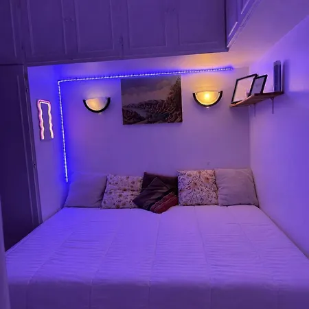 Apartman Cozy Parisian In The Heart Of The 11th